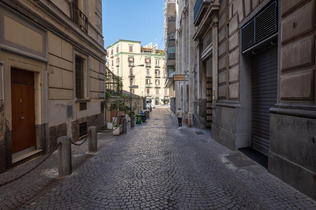 Dimora Dei Martiri Apartment Napoli Exterior foto